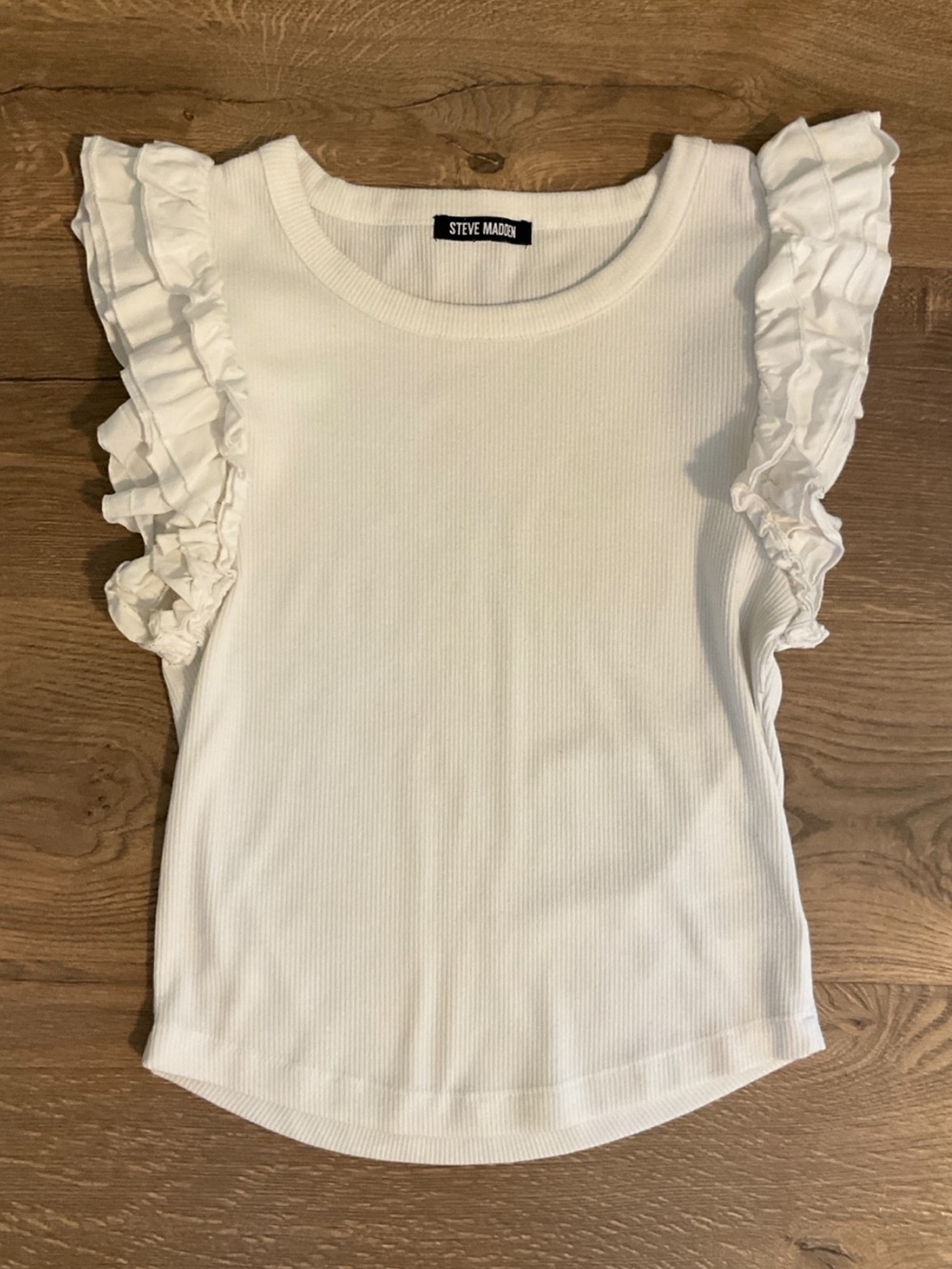 Steve Madden white ribbed ruffle tank, S/M